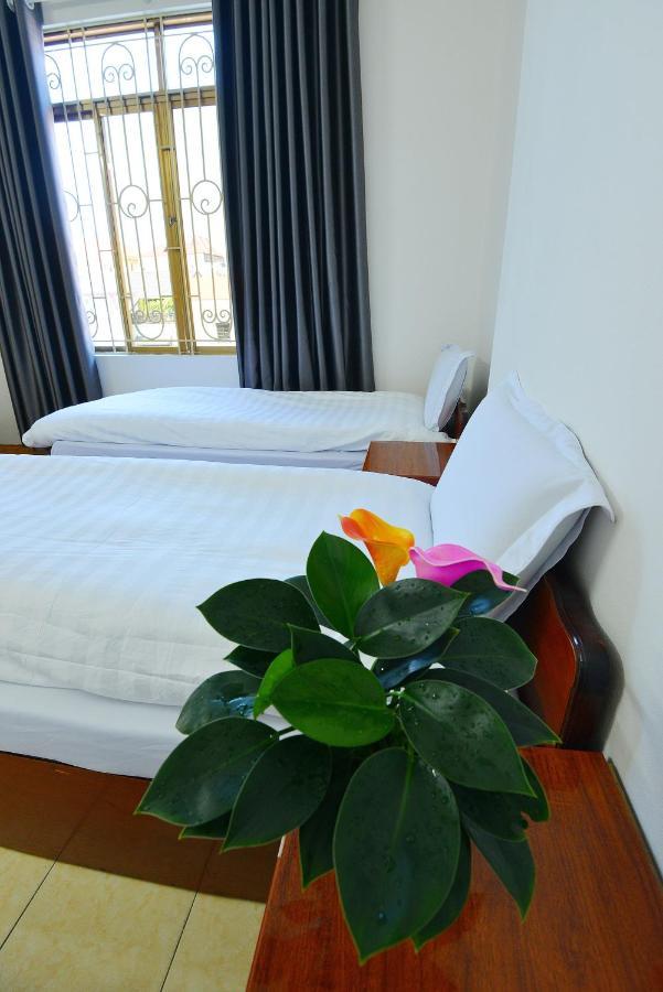 Hotel Khach San Dong Phuong Lang Son Zewnętrze zdjęcie